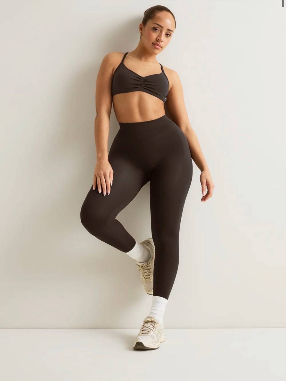 High-Waist Dark Brown Seamless Leggings and Bra
